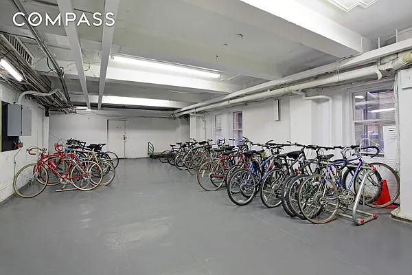 Sold by Compass | media 7