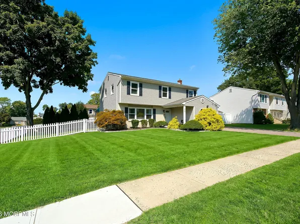 159 Pine Needle Street, Howell, NJ 07731