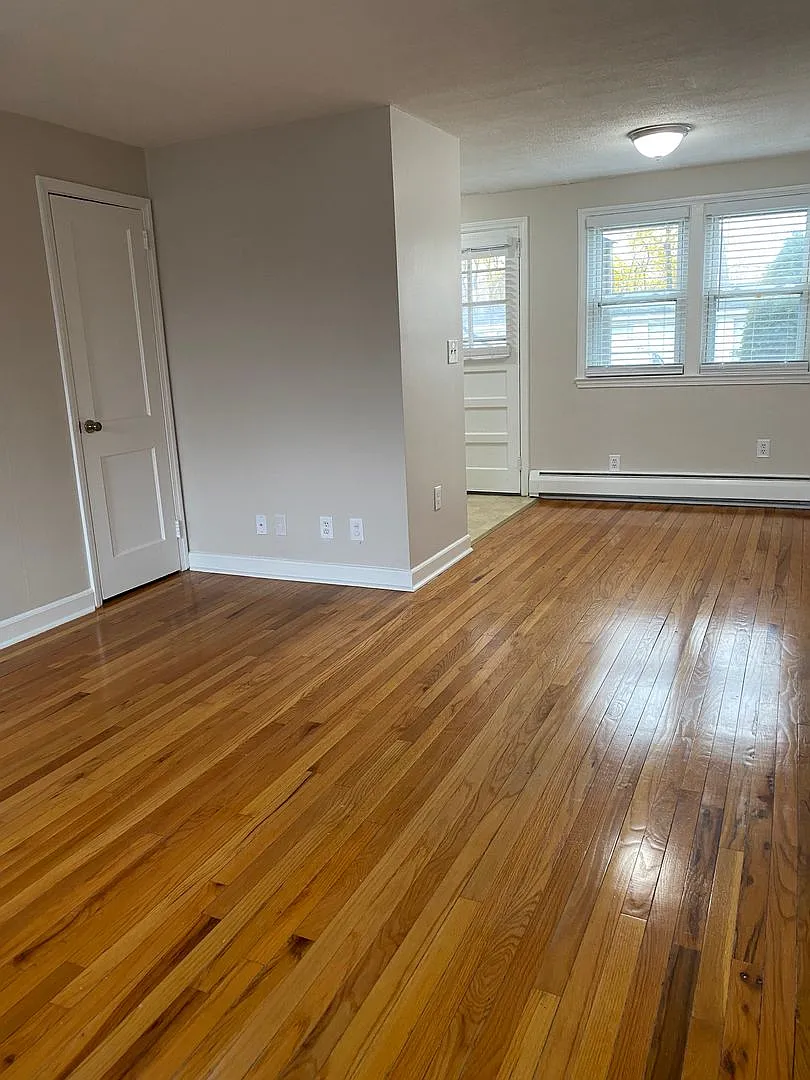 Shawomet Gardens Apartments — Photo 3