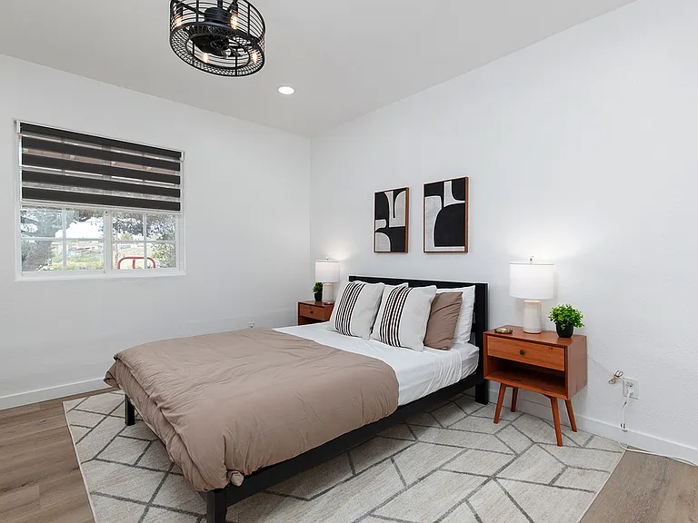 5609 Cervantes Ave — Photo 12
