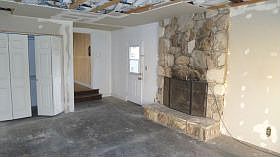 4th image of 3649 W 133rd St