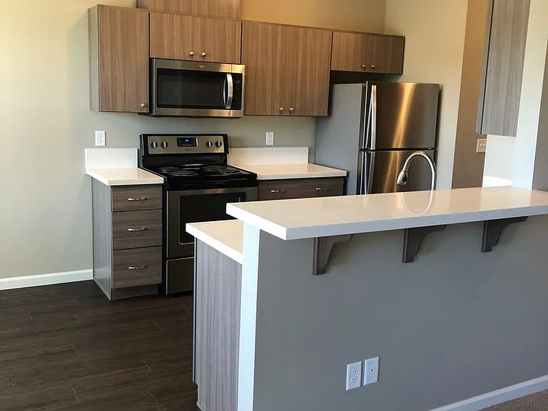 Plumtree Apartments — Photo 41