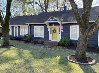 237 N Main St, Collierville, TN 38017