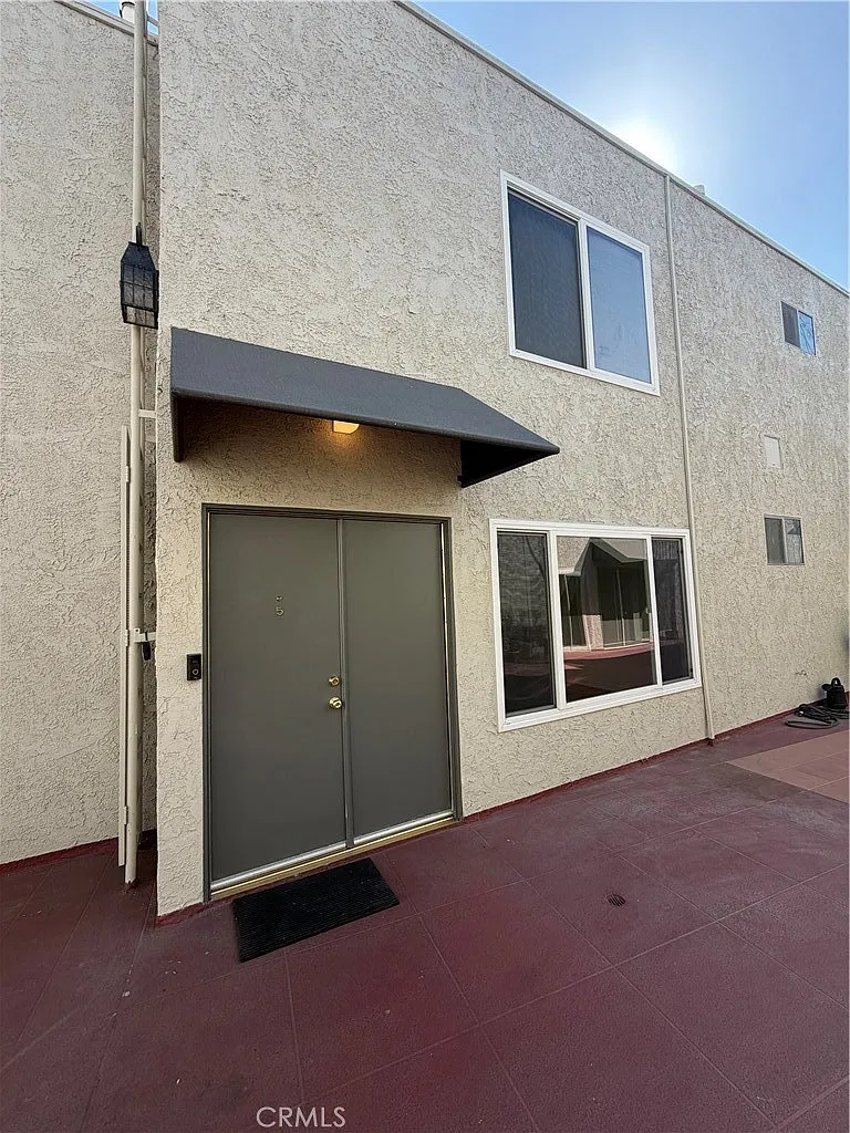 2 bed, 1539 sqft, $4,200 — Photo 1