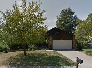 1327 Robertridge Dr, Saint Charles, MO