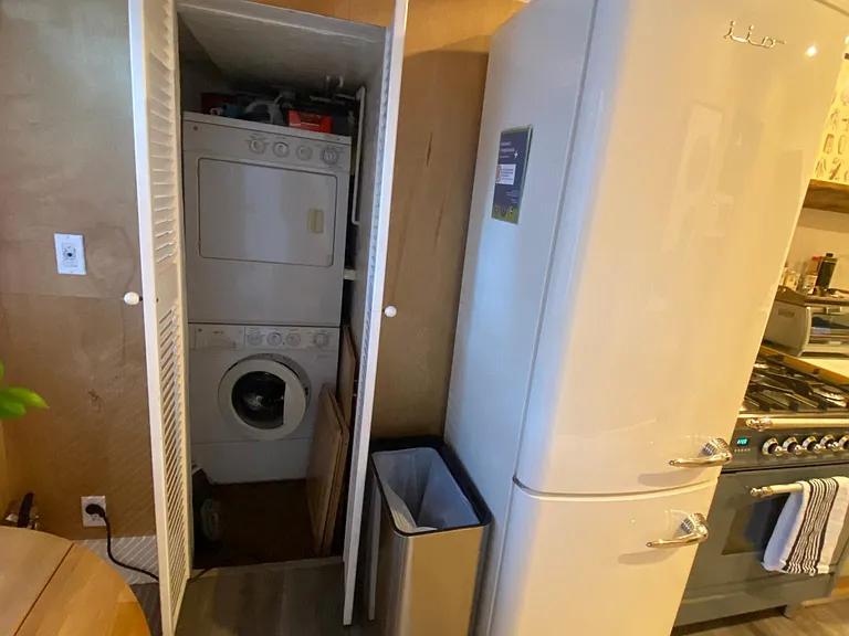 Stackable washer & dryer