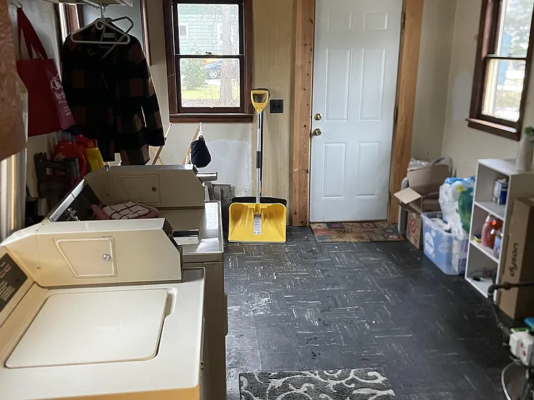 740 Woodland Ave — Photo 5