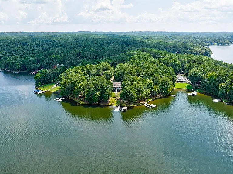431 E River Bend Dr — Photo 2