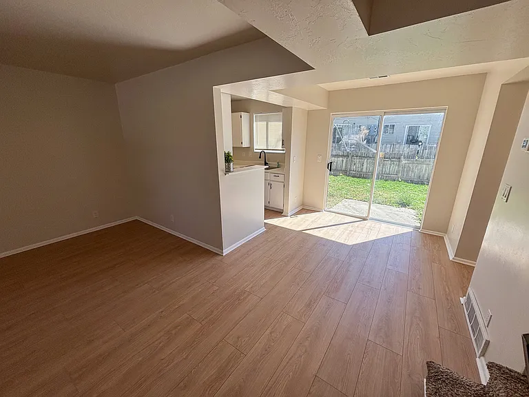 4239 W Bampton Ln — Photo 30