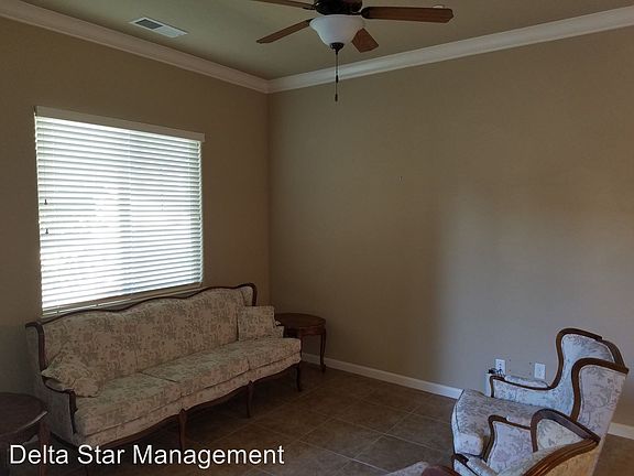 4th image of 3625 Trentino St