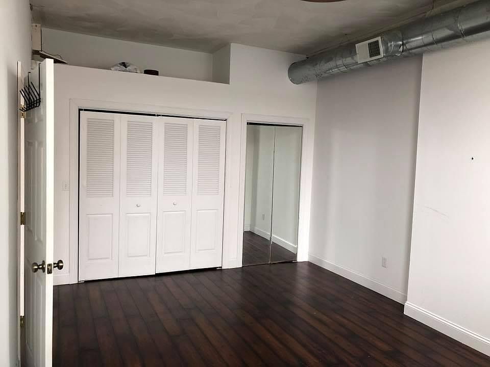 2nd image of 1111 4th Ave APT 202
