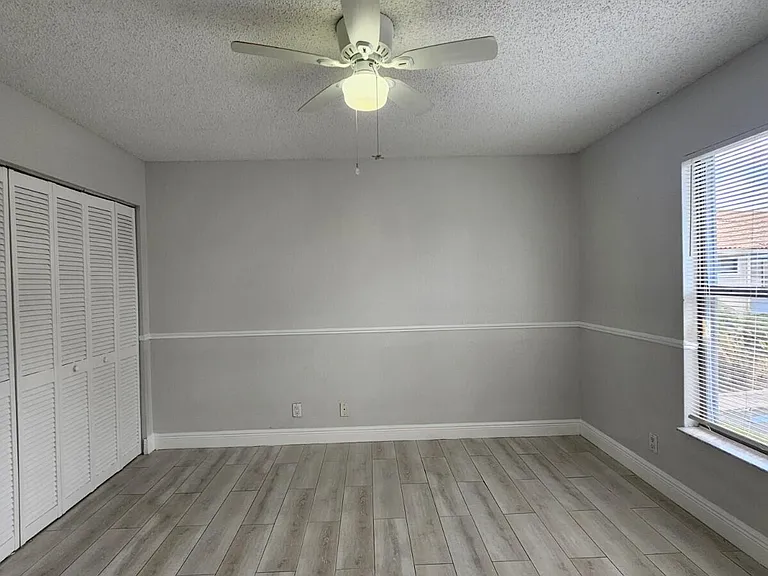 1660 Windorah Way #H — Photo 16