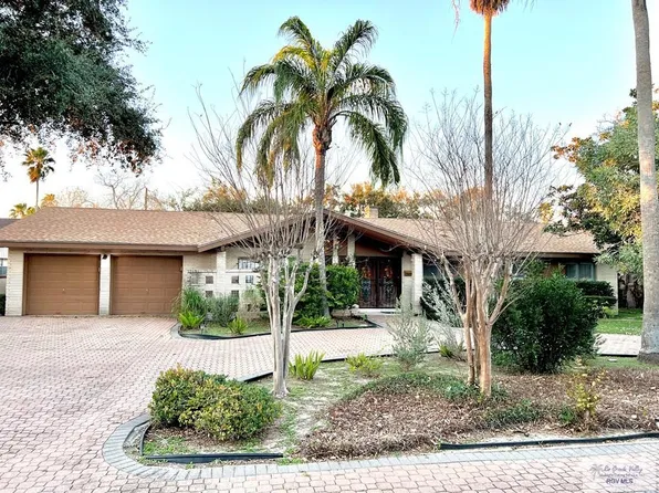 1225 Cottonwood Dr, Brownsville, TX 78520