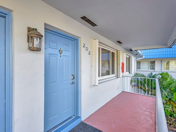 2nd image of 312 Southwind Ct APT 202