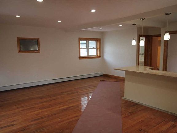 5th image of 9263 218th St