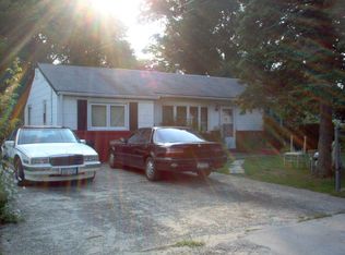 16 Doris Ave, Riverhead, NY 11901