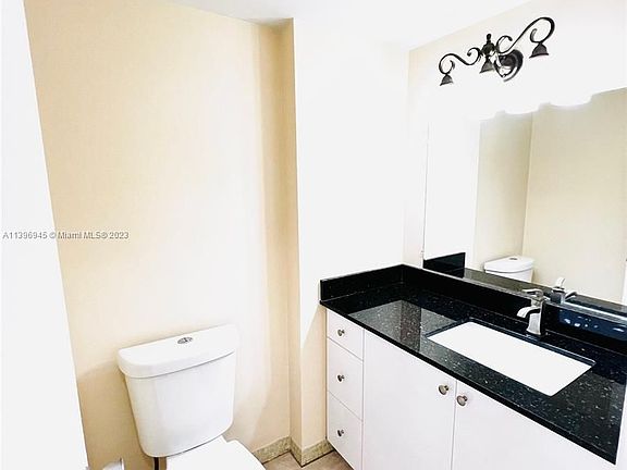 4th image of 3725 NE 169th St APT 404