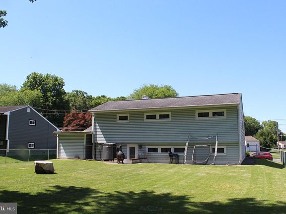 5th image of 22 Carole Rd