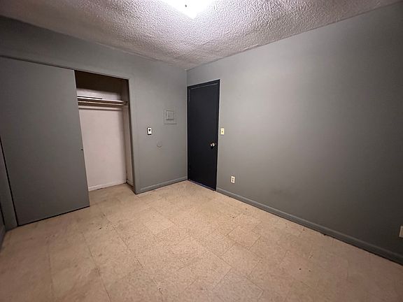 5th image of 30 Illinois St #103