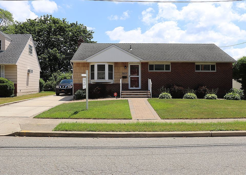 1st image of 3007 Harvey Ave