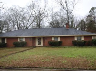309 Mapleview Rd, West Point, MS 39773