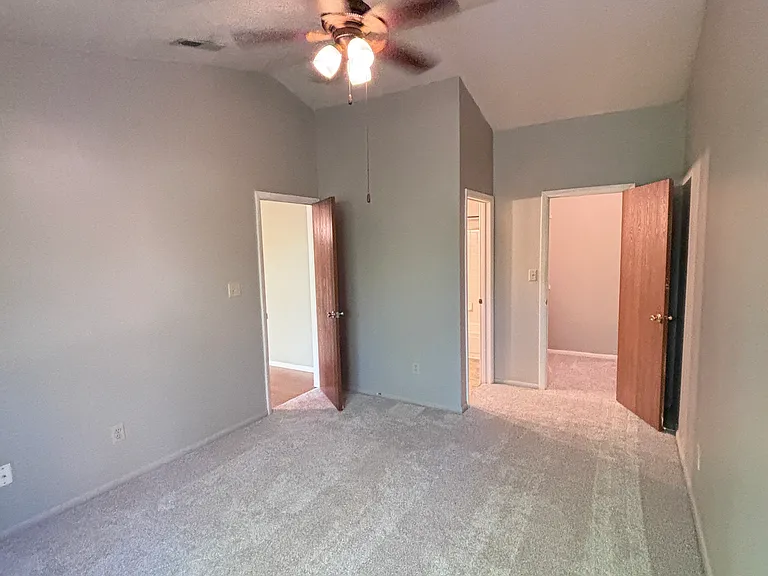 4351 Village Parkway Cir W #10 — Photo 10