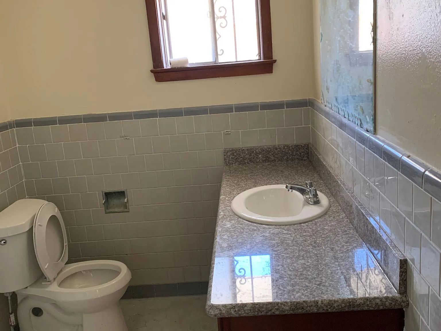 3 bed, 1500 sqft, $1,900 — Photo 4