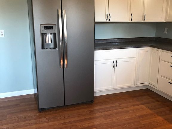 5th image of 2213 Smead St