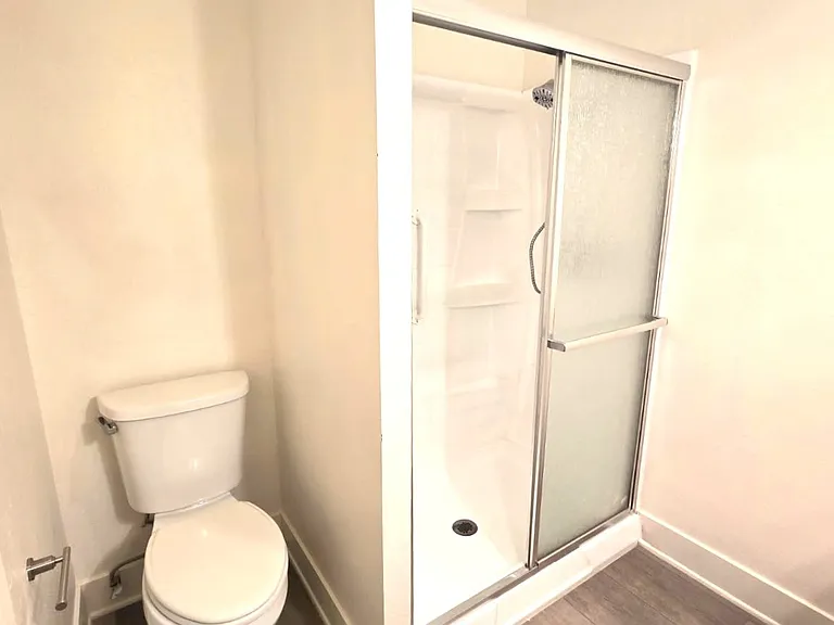 11230 Camarillo St #101 — Photo 21