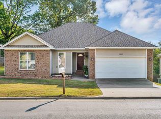 1220 S Chatfield Rd, Benton, AR 72015