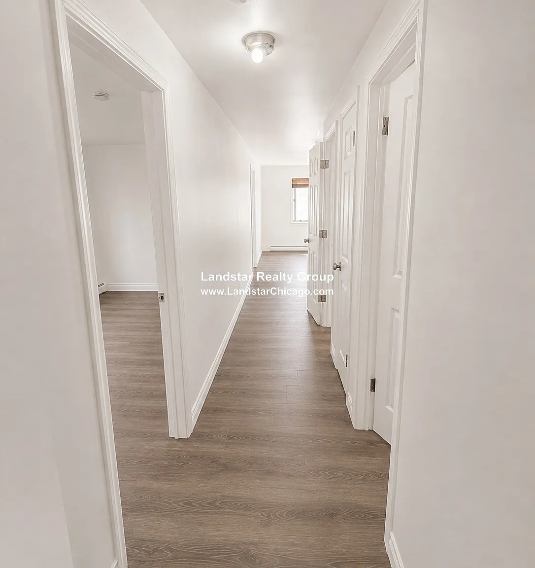 2 bed, 1.0 bath, 950 sqft, $2,050 — Photo 3