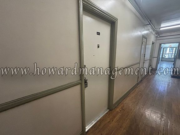 5th image of 457 S Bonnie Brae St APT 410