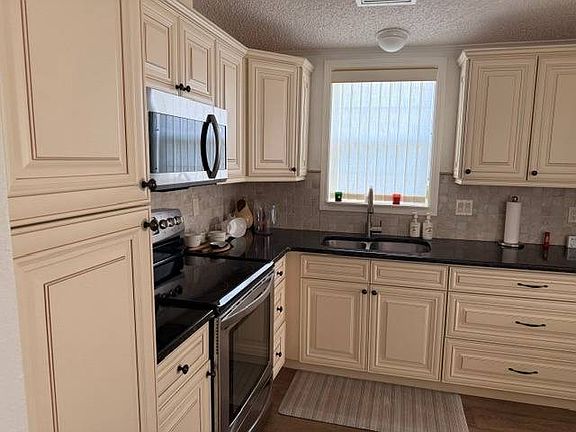 4th image of 903 Antelope Dr
