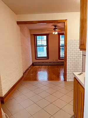 Rented by Myerowtz/Satz Realty Corp | media 21