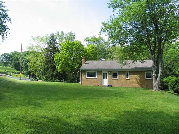 3rd image of 259 Forest Dr