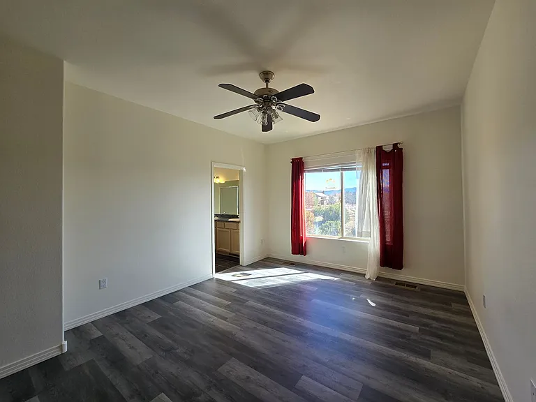 4421 Blue Juniper Loop — Photo 20