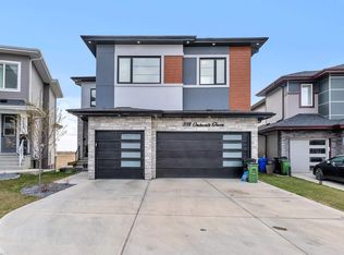 8118 Orchards Grn SW, Edmonton, AB T6X2N5