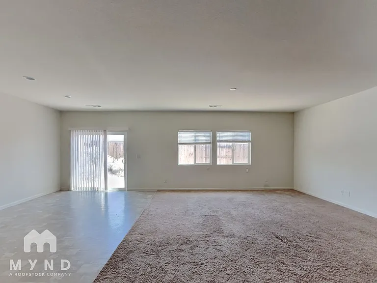14320 Loyola Dr — Photo 5