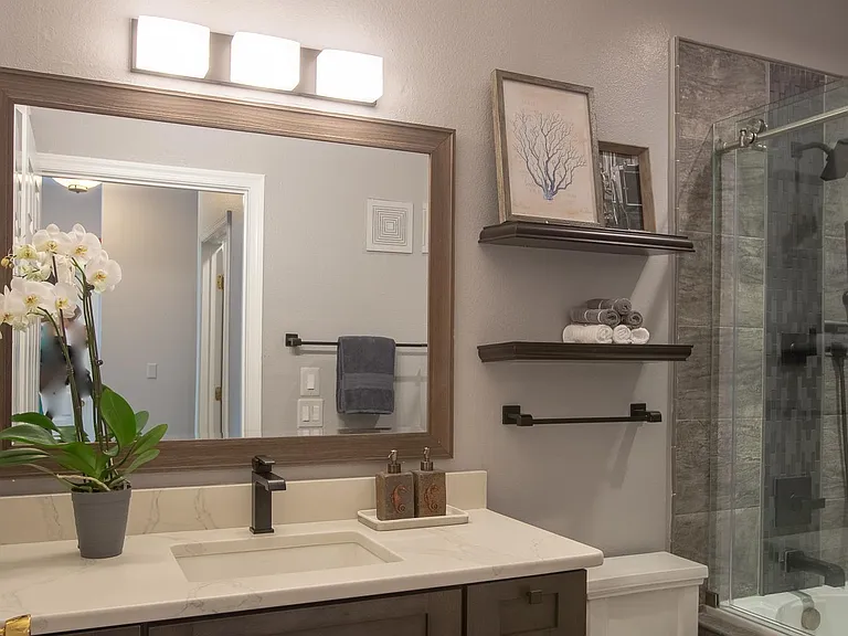 1550 Spring Gate Dr — Photo 12