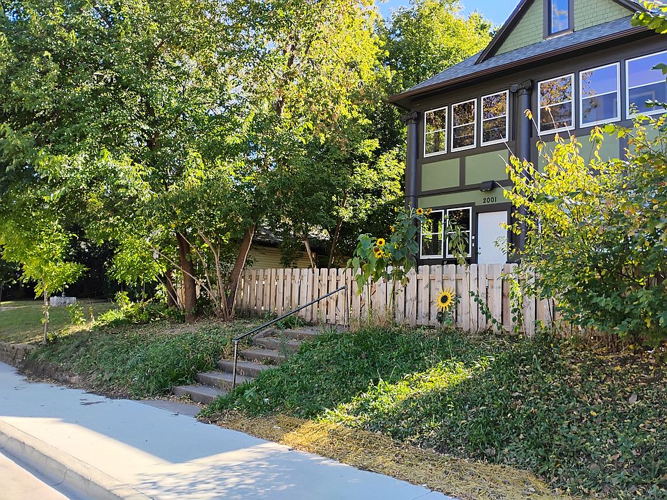 1st image of 2001 Glenwood Ave #1