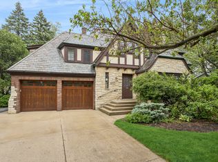 610 N Oak Park Ave, Oak Park, IL 60302
