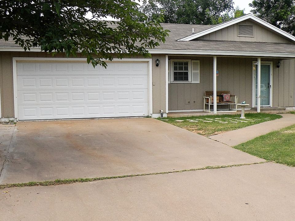 1st image of 3312 S Oxford Dr