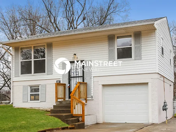1511 Seminole Dr, Independence, MO 64058
