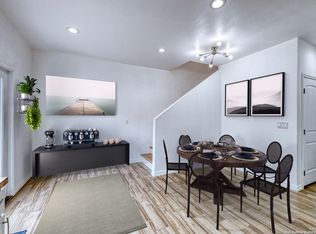 703 N 3rd St, Carrizo Springs, TX 78834