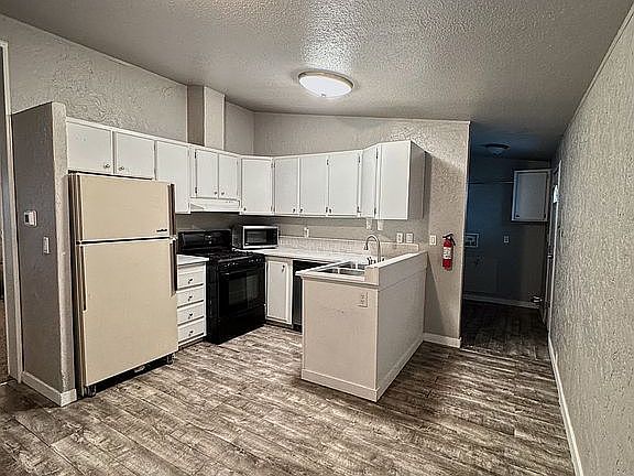 5th image of 2500 N Fort Ln #212