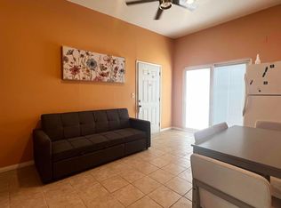 22201 Vanowen St, Canoga Park, CA 91303