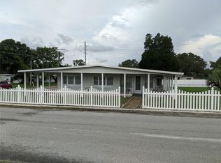 4733 Royal Palm Dr, Zephyrhills, FL 33542