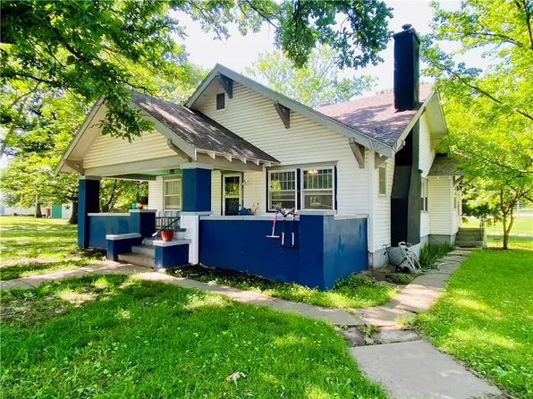 205 E Broad St, Pleasanton, KS 66075