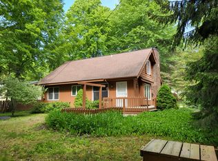 17221 James St, Holland, MI 49424
