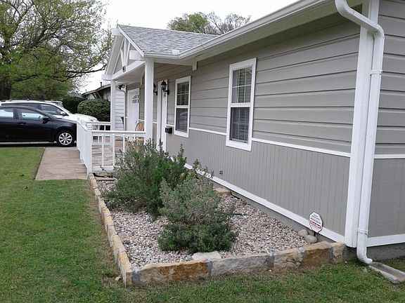 4th image of 908 Aransas Dr #1